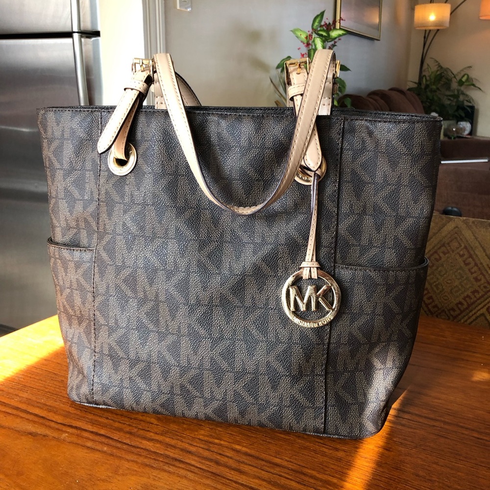 Michael Kors Jet Set Tote